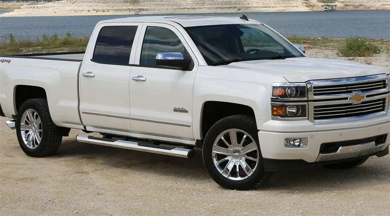 Octa Series Oval Step Bar – Stainless Steel Running Boards For Trucks 1